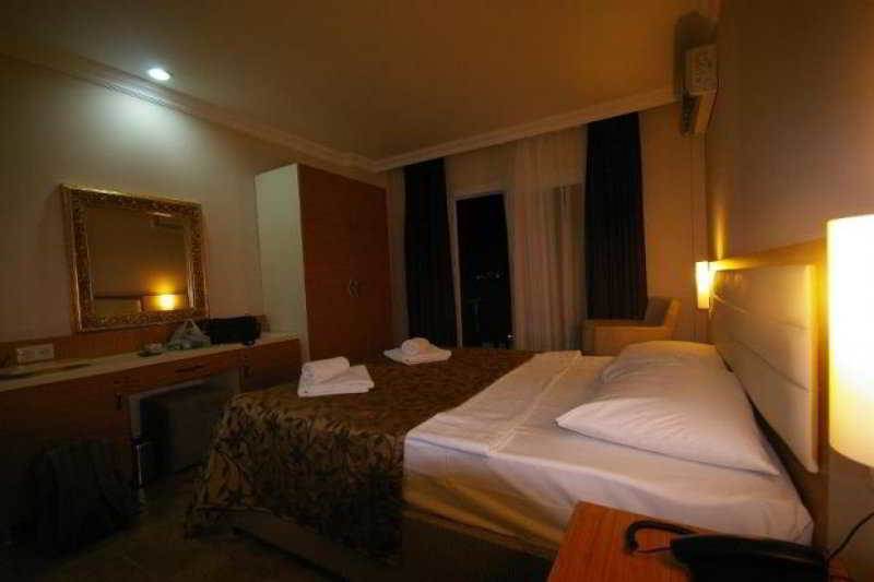 Bitez Risa Hotel Eksteriør bilde