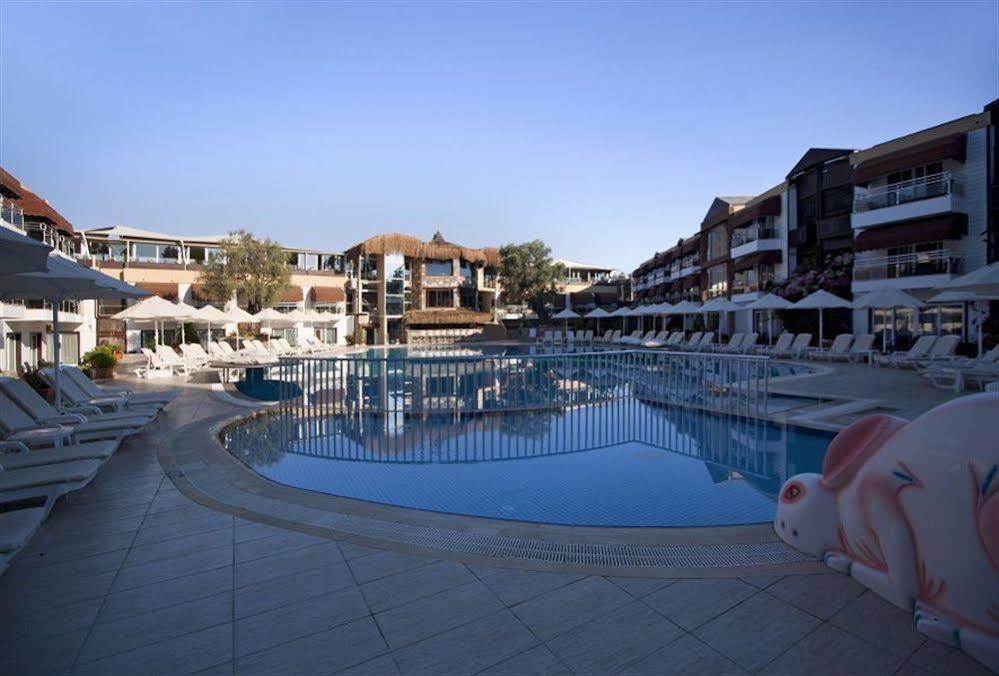 Bitez Risa Hotel Eksteriør bilde