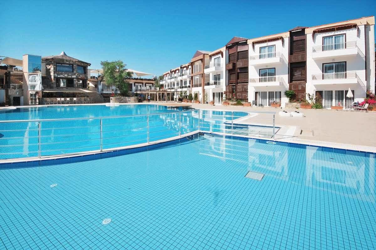 Bitez Risa Hotel Eksteriør bilde