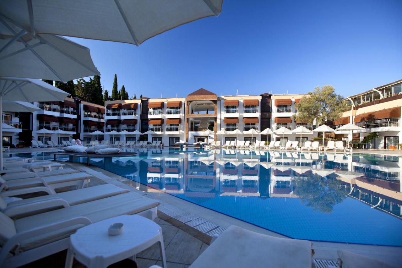 Bitez Risa Hotel Eksteriør bilde